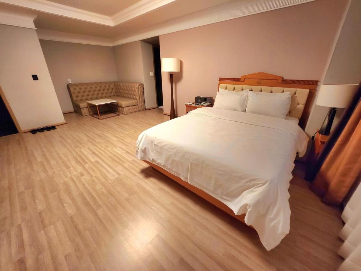 Gwangju Empire Hotel Gwangju Metropolitan City Extérieur photo